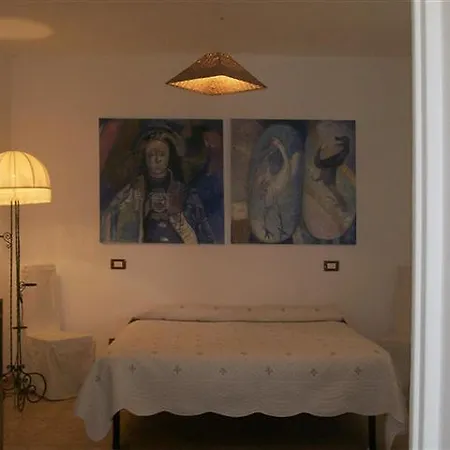 Oda ve Kahvaltı La Casa Di Giacomo 2*